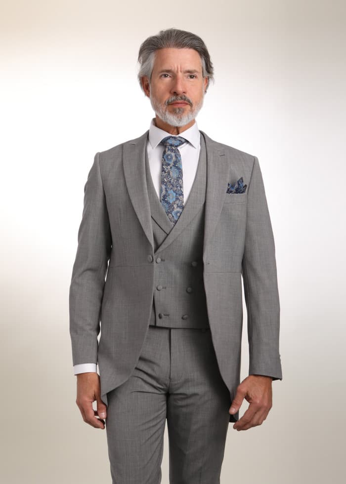 Traje media gala chaque gris con chaleco pura lana de alta costura para ceremonia nupcial