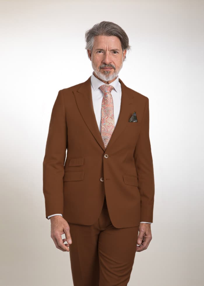 Traje marrón con relojera para padrino Palma - Lord Ton detalle elegante