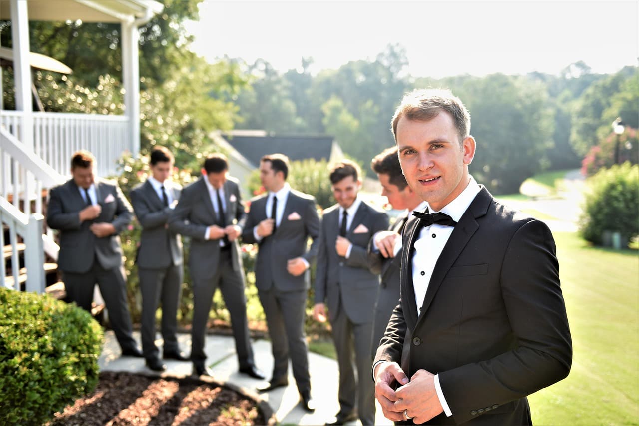 Trajes para acompañantes y testigos de boda en Mallorca - Lord Ton